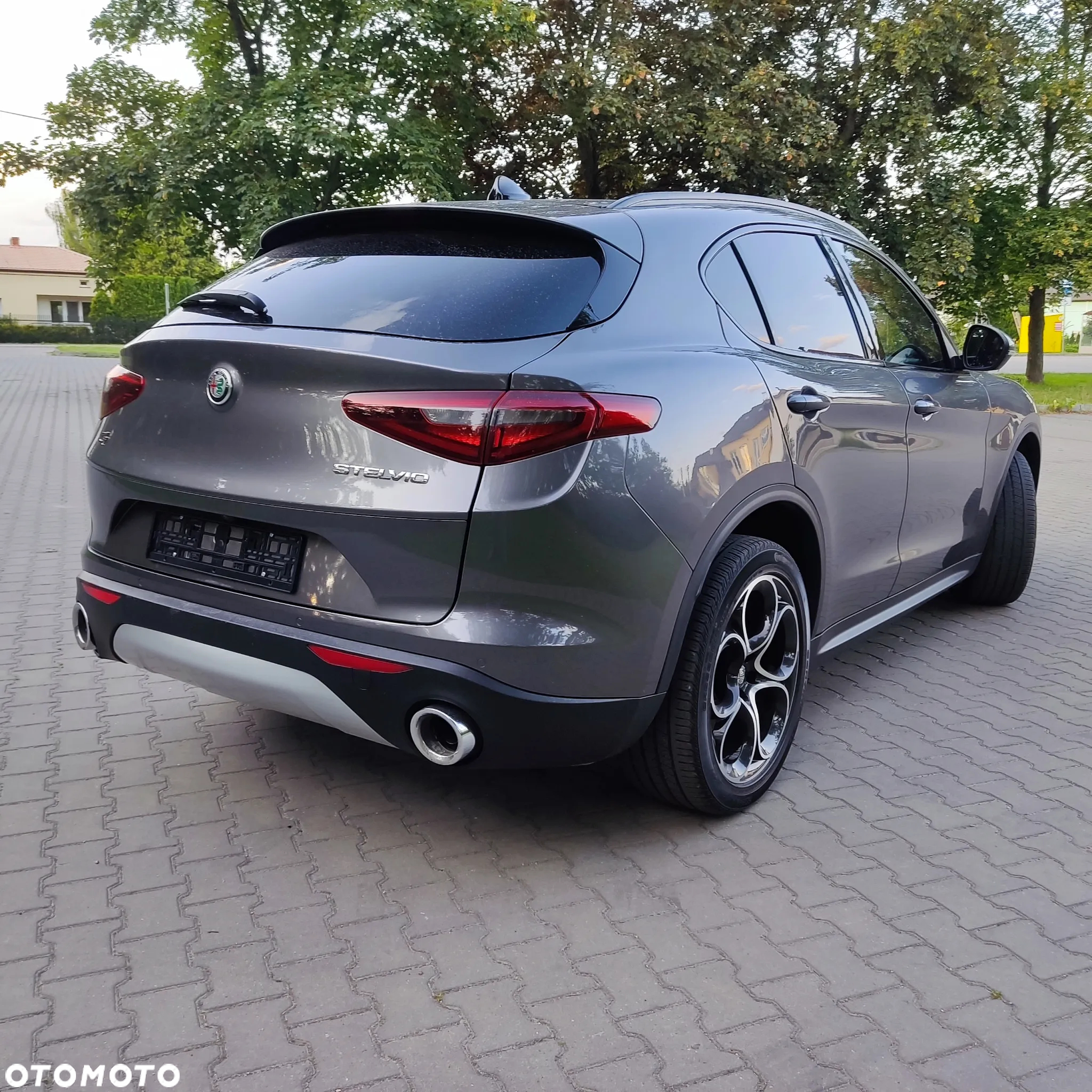 Alfa Romeo Stelvio 2.0 Turbo 16V AT8-Q4 Veloce Ti - 5