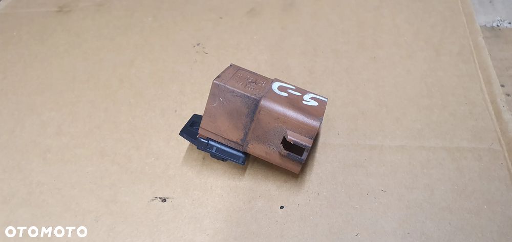Przekaźnik moduł pompy paliwa Citroen C5 III 2.0 HDI - 2