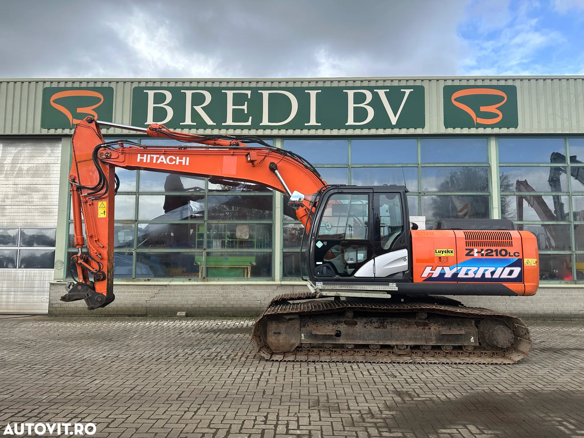 Hitachi ZH210LC-5B - 2