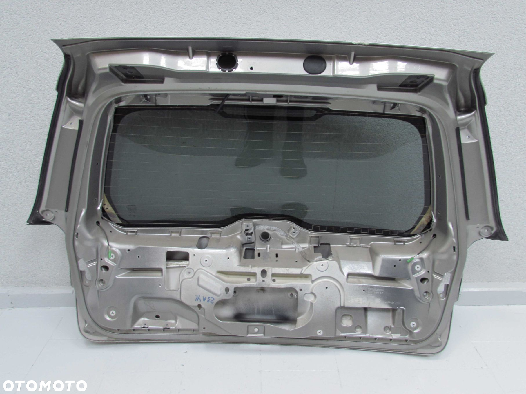 VOLVO V70 III XC70 06-14 KLAPA BAGAZNIKA TYL - 10
