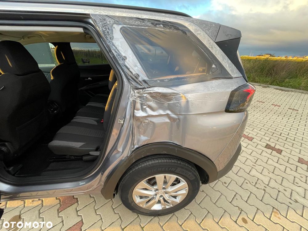 Peugeot 5008 1.5 BlueHDi Active Pack S&S EAT8 - 21