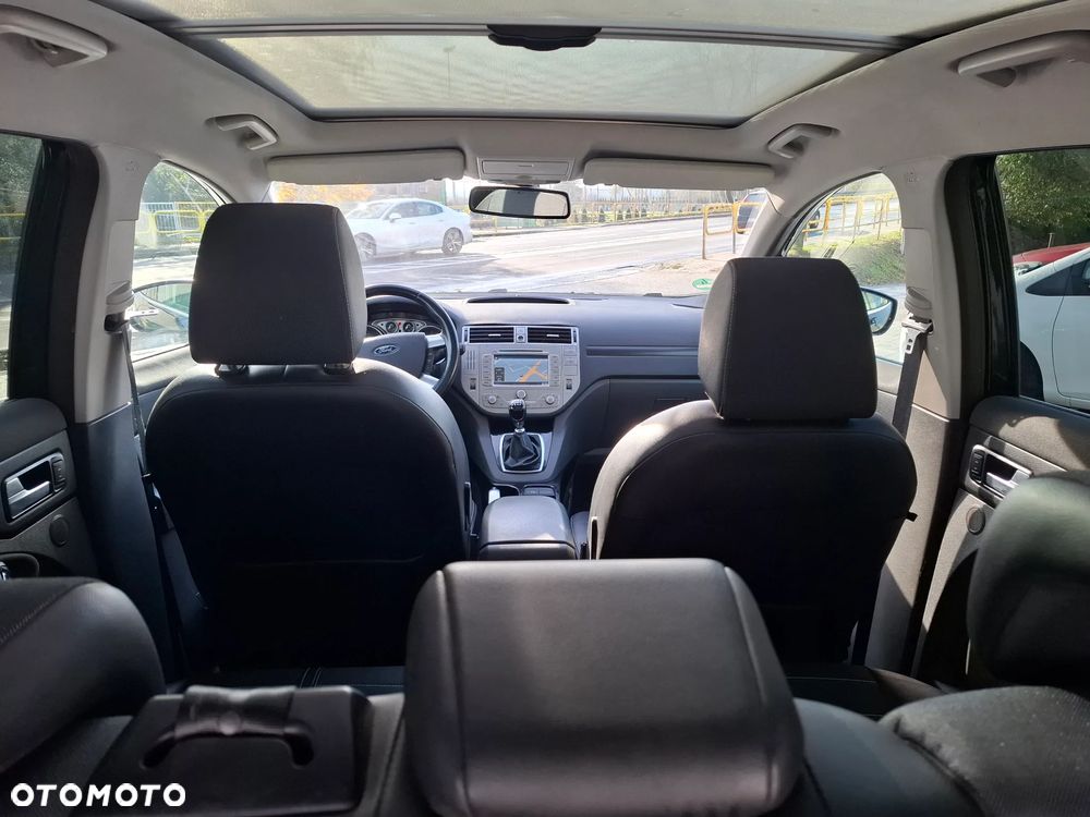 Ford Kuga 2.0 TDCi 4WD Titanium - 33