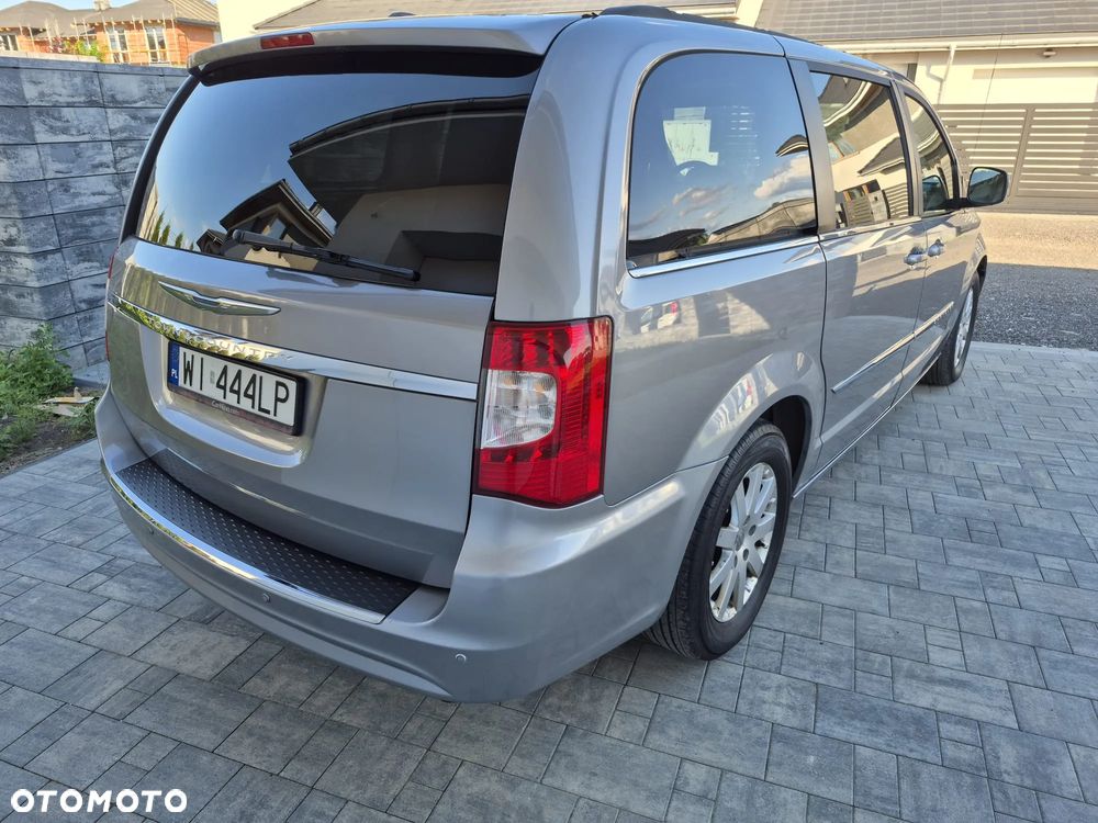 Chrysler Town & Country 3.6 Touring - 8