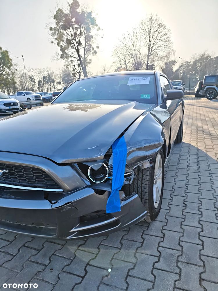 Ford Mustang 3.7 V6 - 17