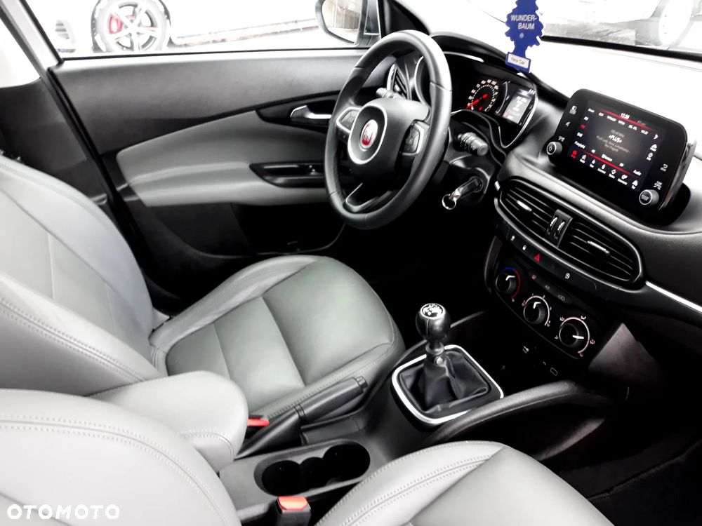 Fiat Tipo 1.6 MultiJet Mirror - 16