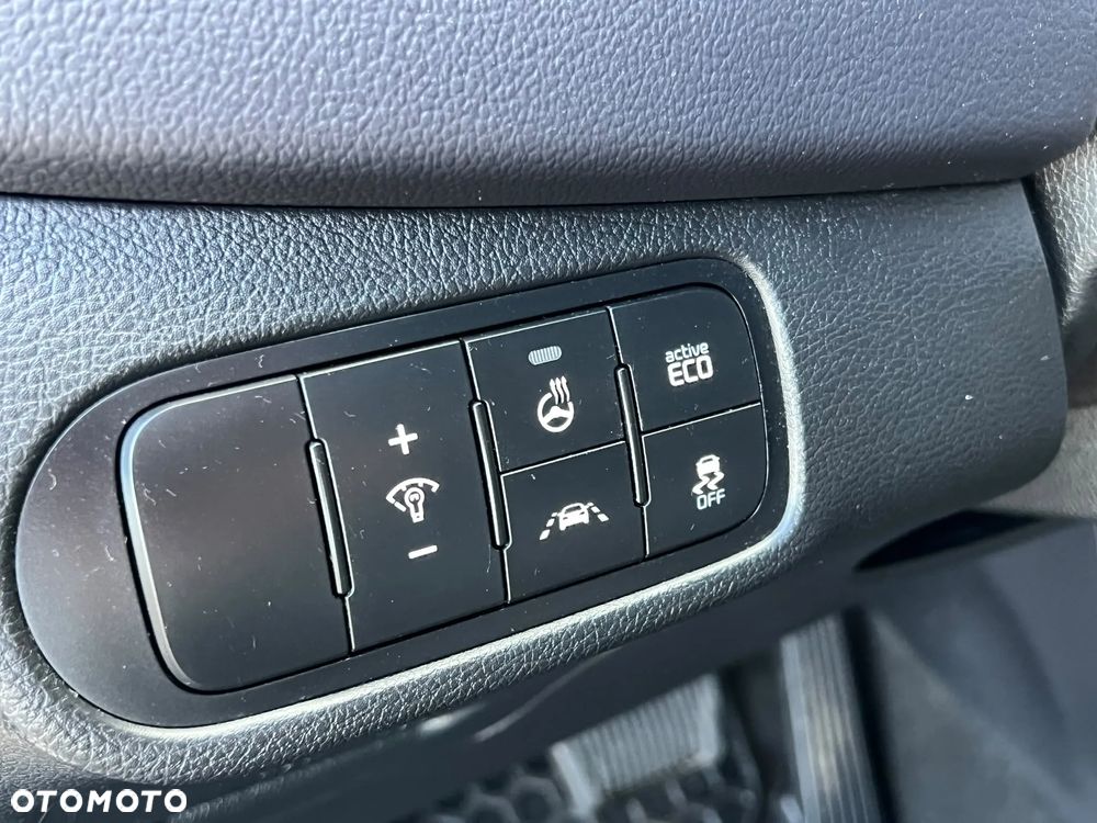 Kia Carens 1.7 CRDi Spirit - 28