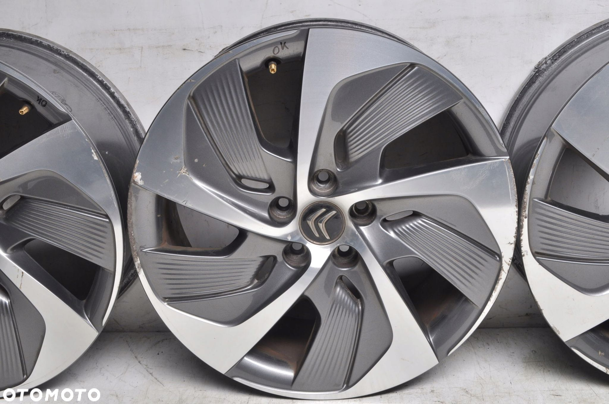 CITROEN C4 GRAND PICASSO FELGI ALUMINIOWE R18 7.5J 5X108 ET54 9677090577 - 5