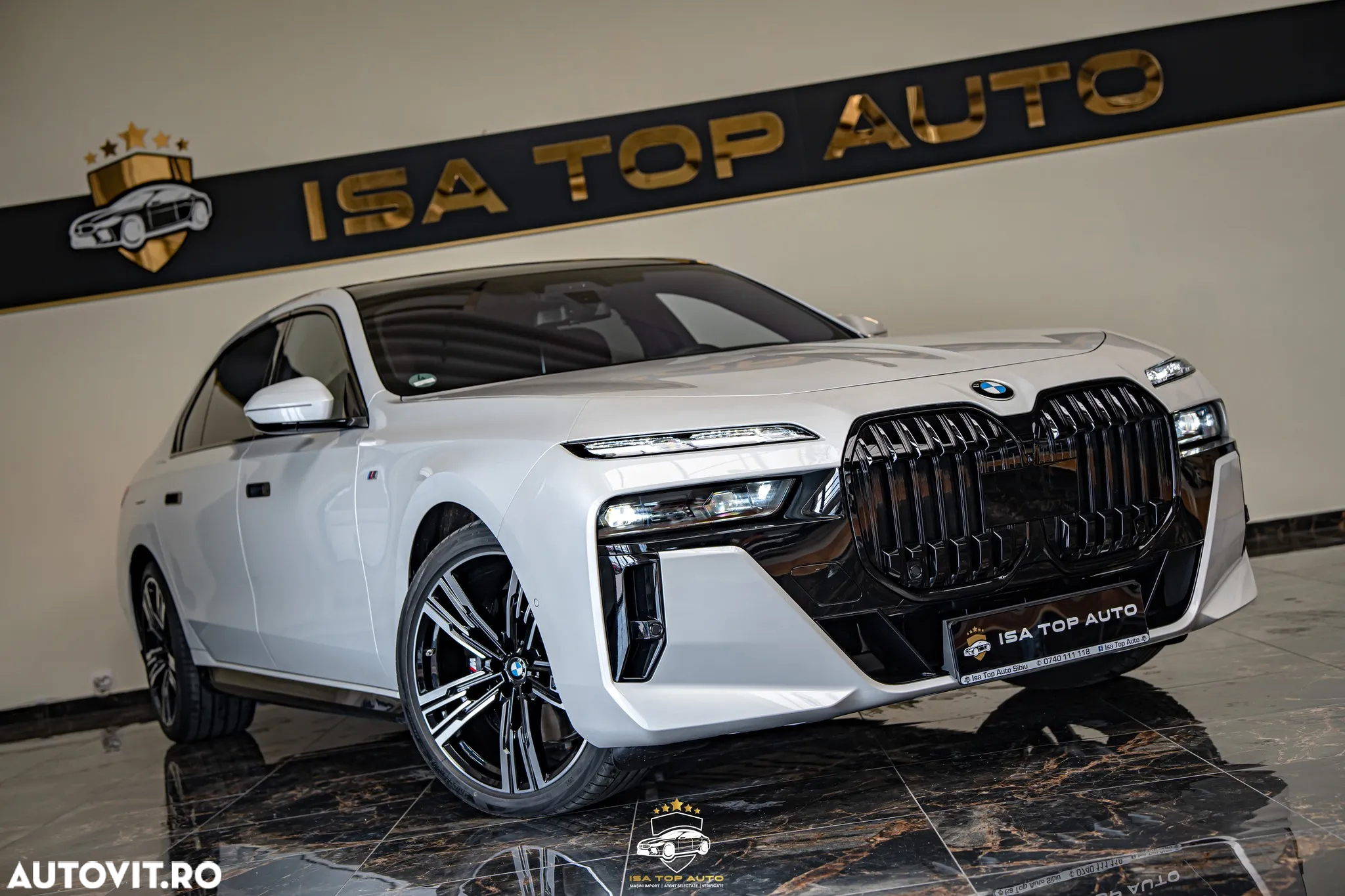 BMW Seria 7 740d xDrive MHEV - 11