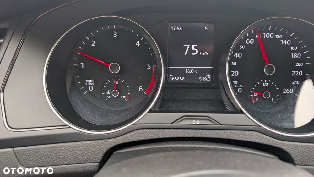 Volkswagen Passat 2.0 TDI BMT Trendline - 8