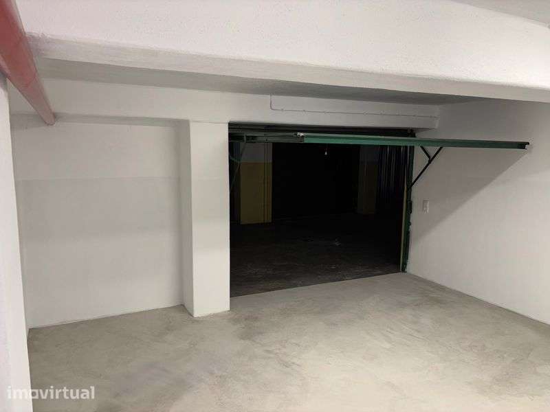 Aluga-se garagem/box fechada - Grande imagem: 4/5
