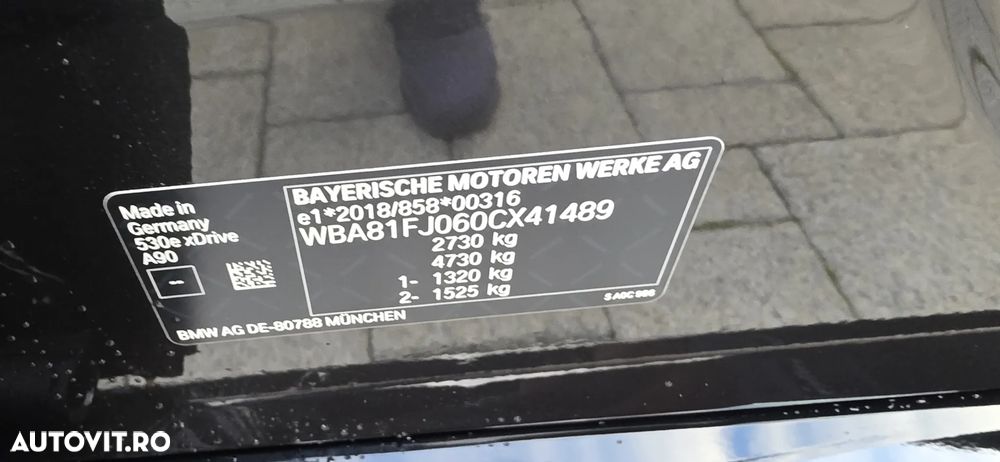 BMW Seria 5 530e xDrive Aut. - 11