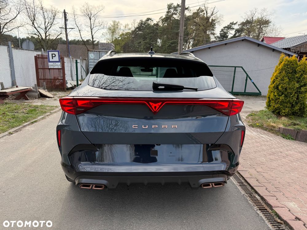 Cupra Formentor 1.5 e-Hybrid DSG VZ - 5