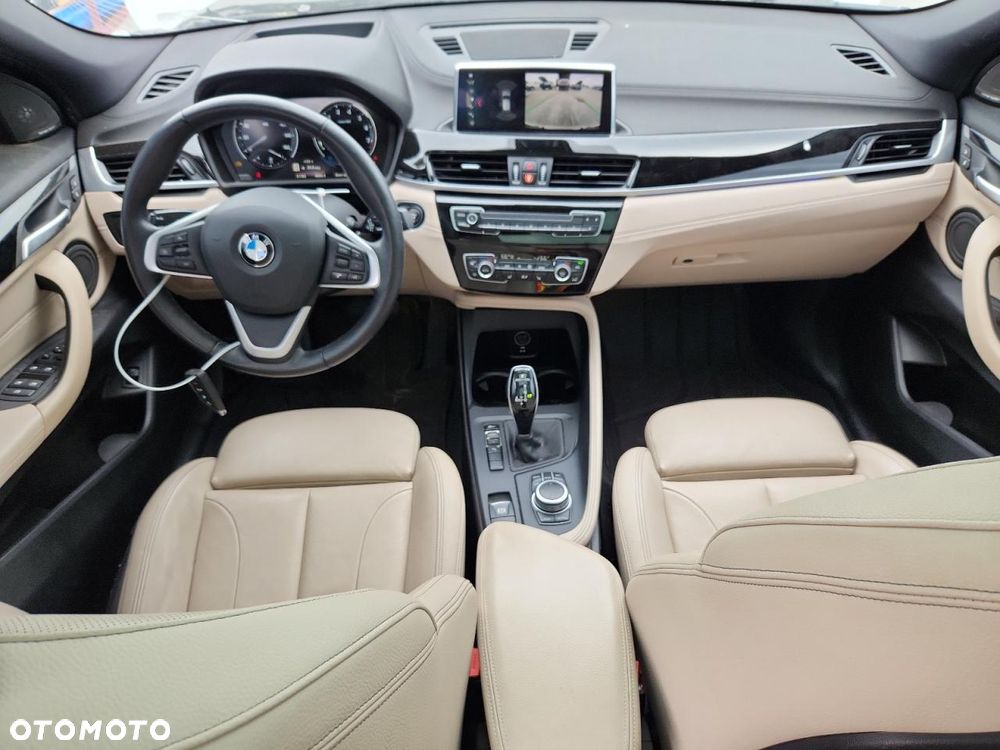 BMW X2 xDrive20i Advantage Plus - 8