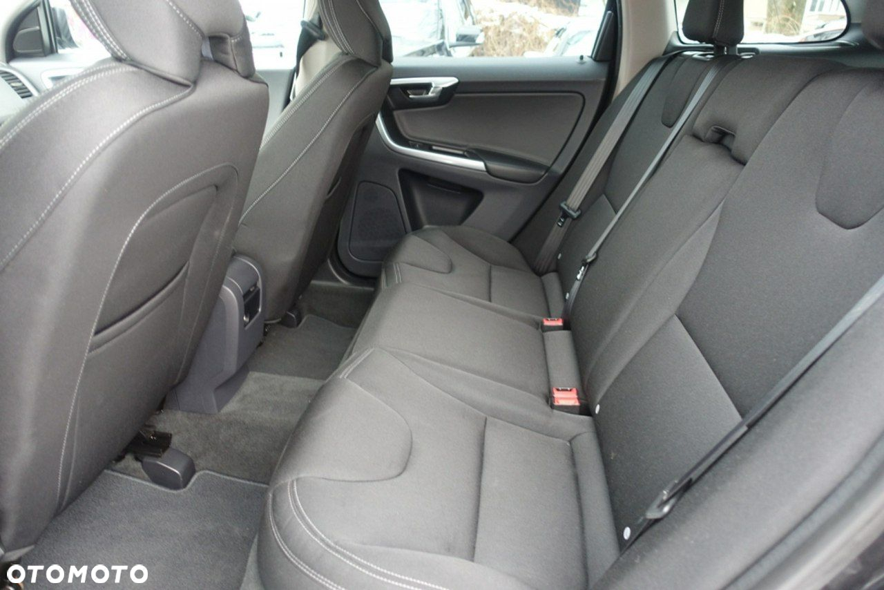 Volvo XC 60 - 10