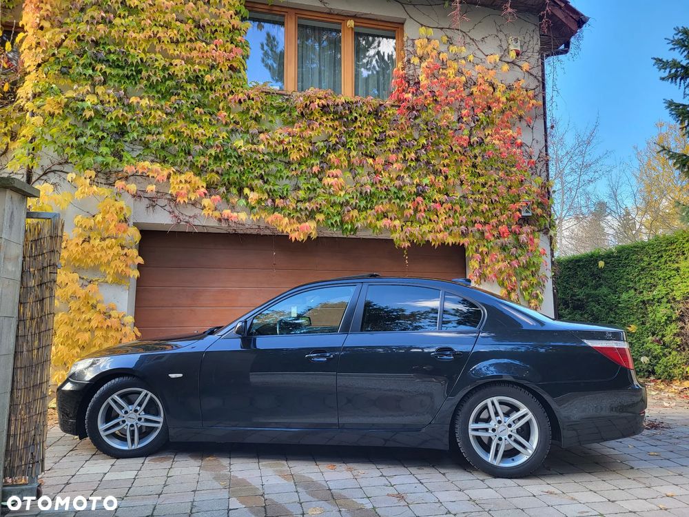 BMW Seria 5 530i xDrive Edition Exclusive - 7