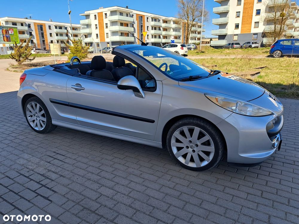 Peugeot 207 CC - 23