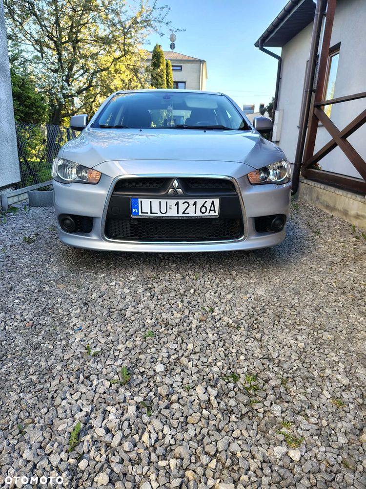 Mitsubishi Lancer 1.5 Inform - 1