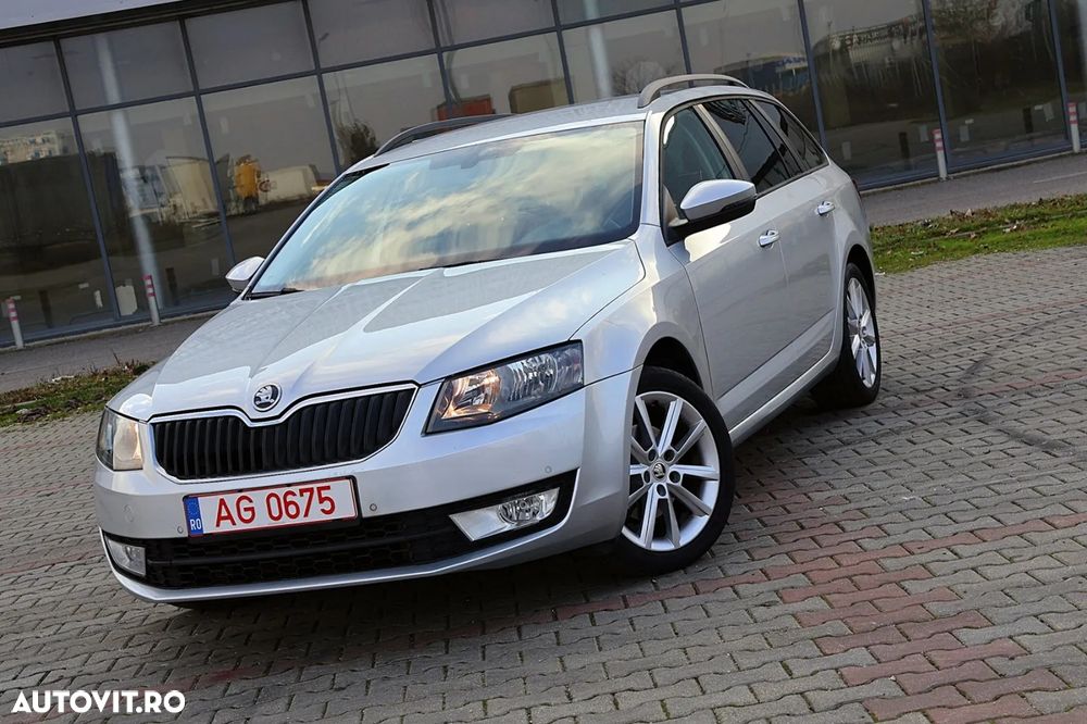Skoda Octavia Combi 2.0 TDI DSG Ambition - 1