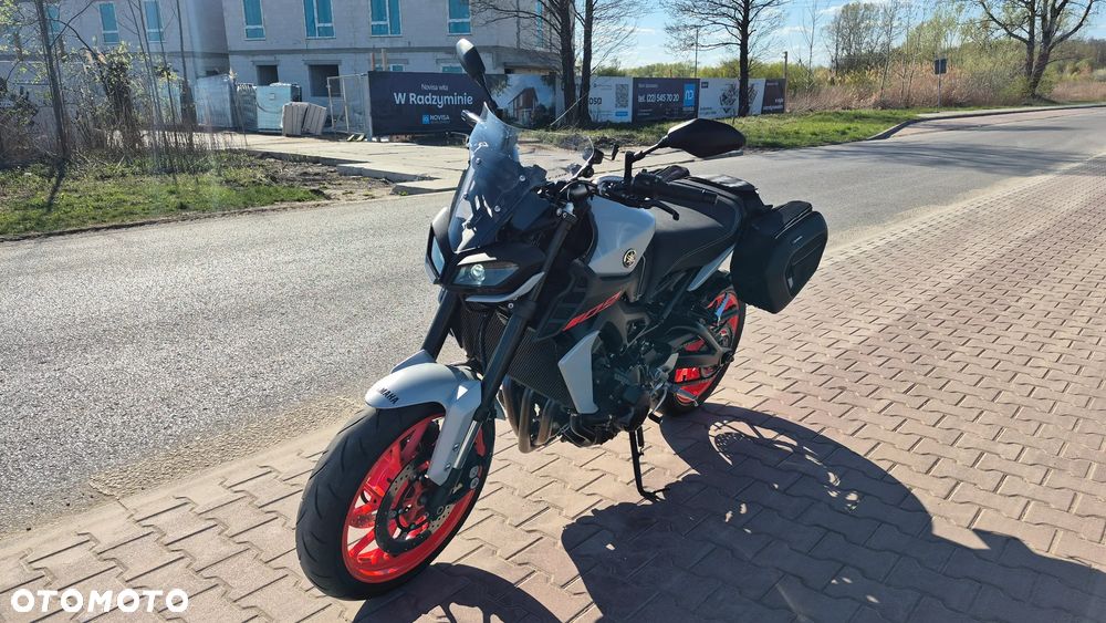 Yamaha MT - 4