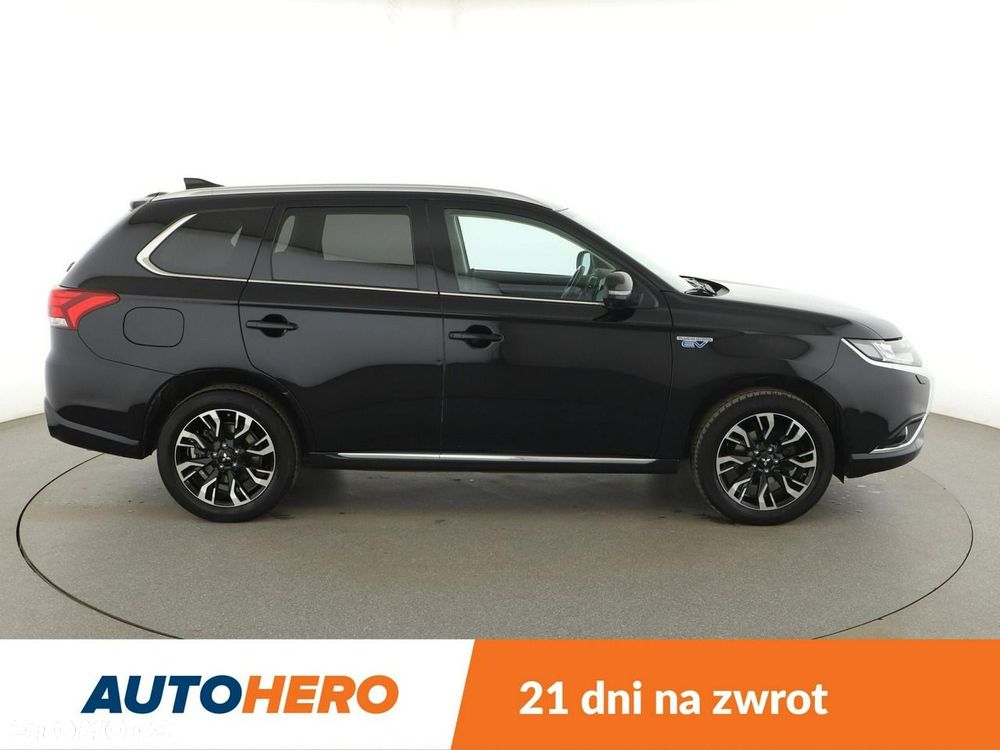 Mitsubishi Outlander - 10