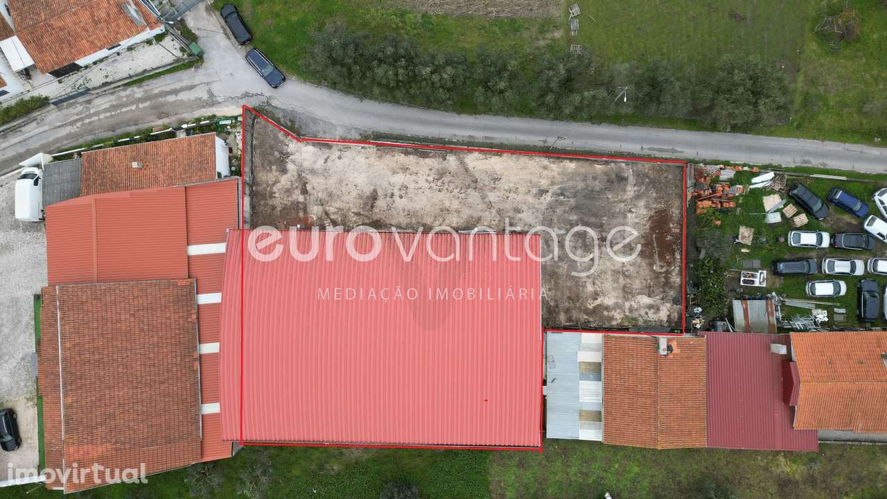 Armazém /Leiria/ 600 m² /Próximo da Nacional 1 - Grande imagem: 3/21