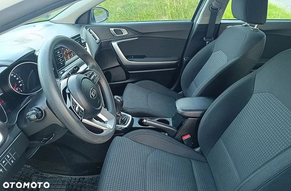 Kia Ceed 1.0 T-GDI M - 23