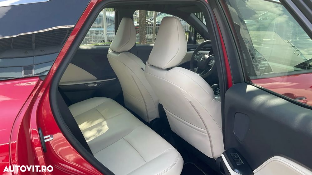 Lexus LBX 1.5 HEV 4x2 CVT Elegant - 27
