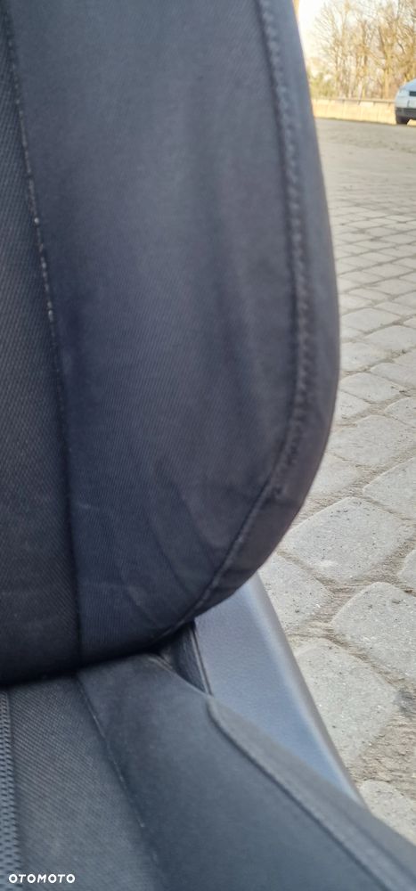 FOTEL PRZÓD PRAWY LEWY ELEKTRYCZNIE GRZANE HYUNDAI i40 - 13