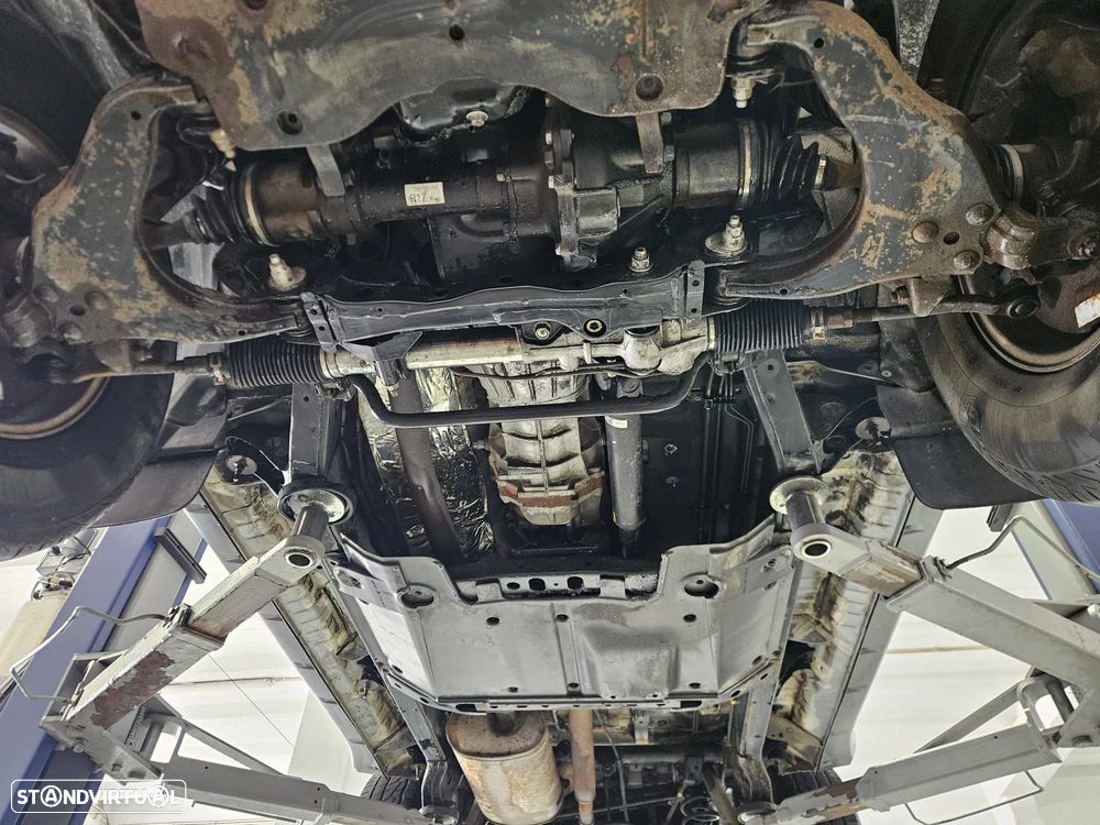 Toyota Land Cruiser Prado - 13