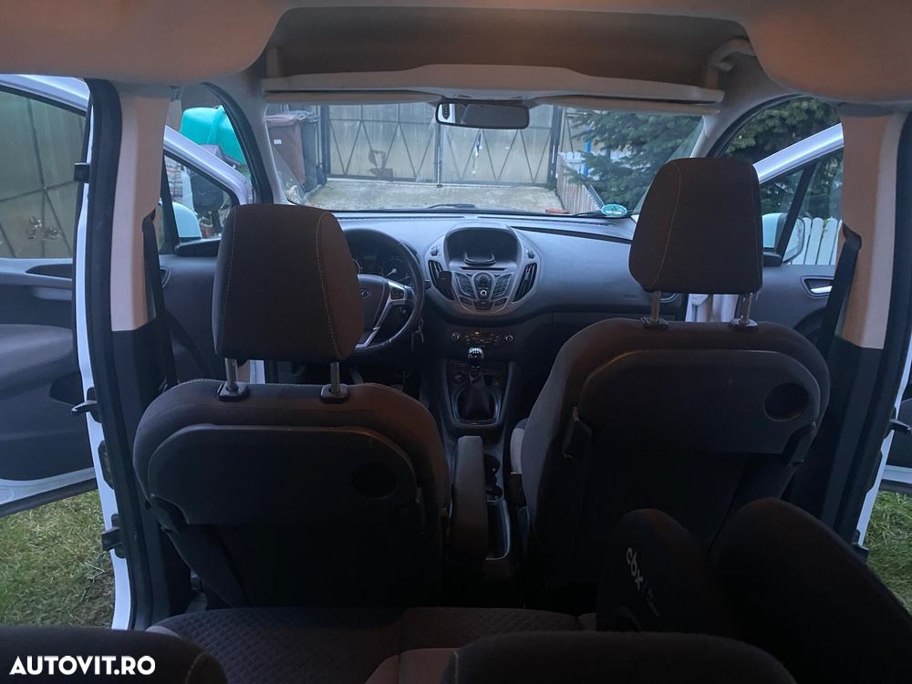 Ford Tourneo Courier - 4