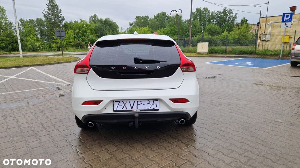 Volvo V40 D4 Summum - 21
