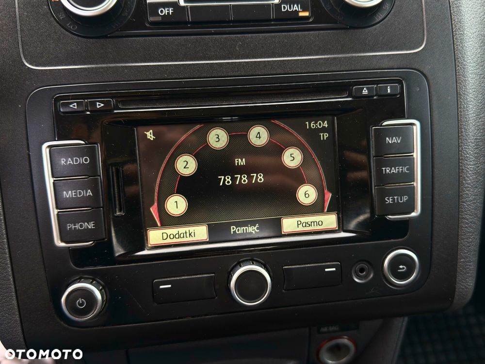 Volkswagen Caddy Comfortline - 12