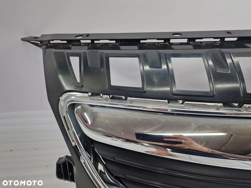 OPEL INSIGNIA A LIFT 13- ATRAPA / GRILL PRZEDNI PRZÓD , NR 13475242 , NR AUKCJI GR3 - 2