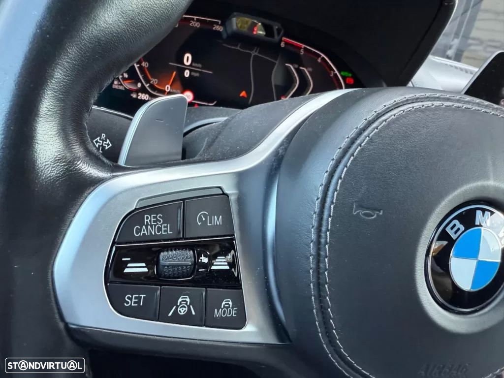 BMW 840 d xDrive Pack M - 18