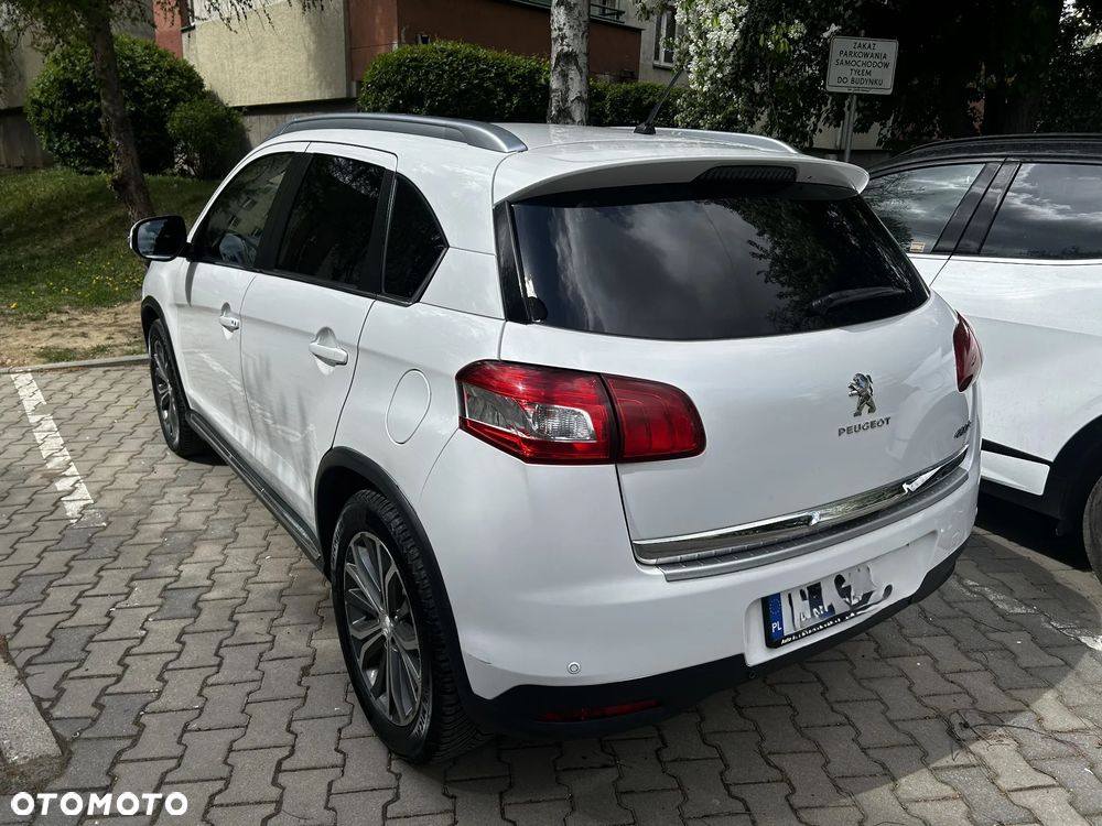 Peugeot 4008 - 12