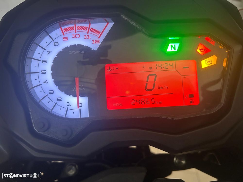 Benelli TRK 502 - 10