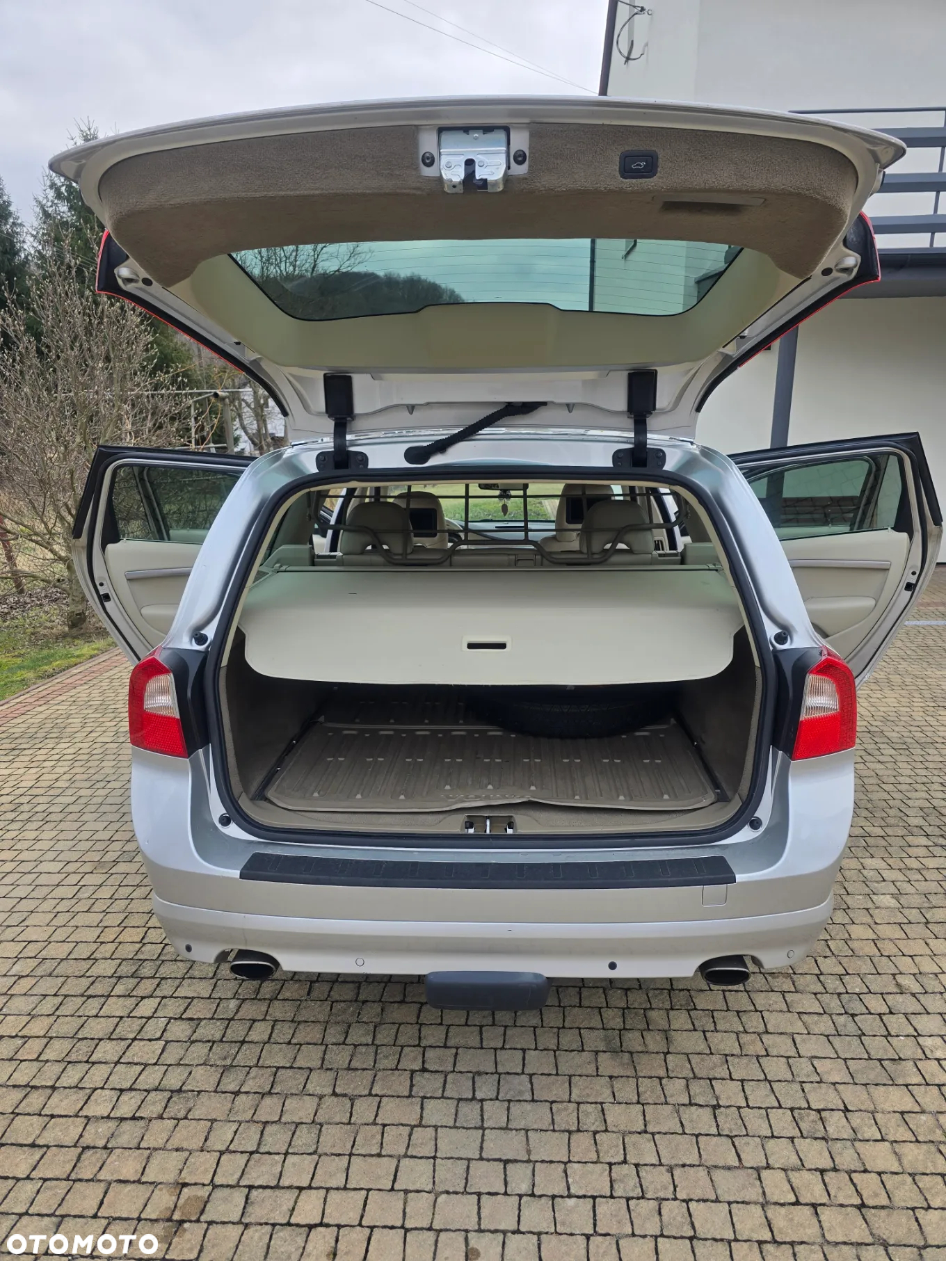 Volvo V70 T6 AWD Summum - 8