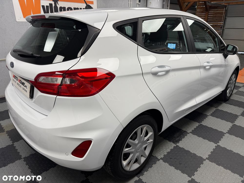 Ford Fiesta - 22