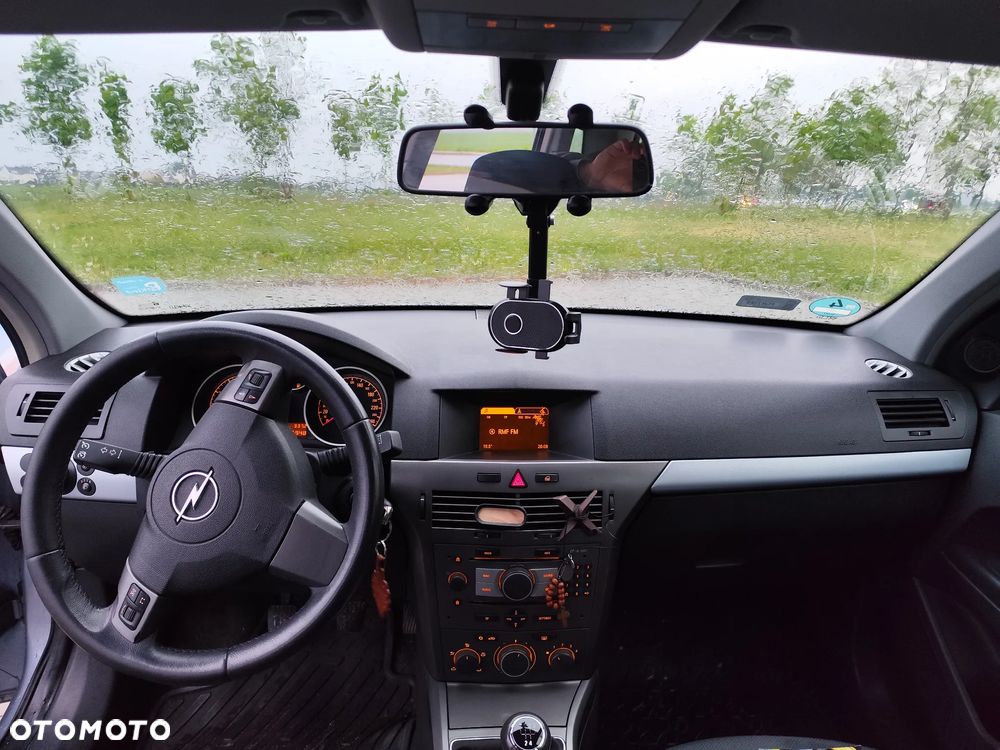 Opel Astra 1.6 NAVI - 8
