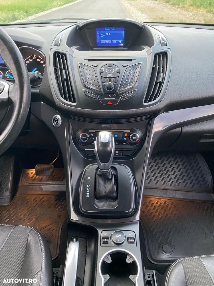 Ford Kuga - 11