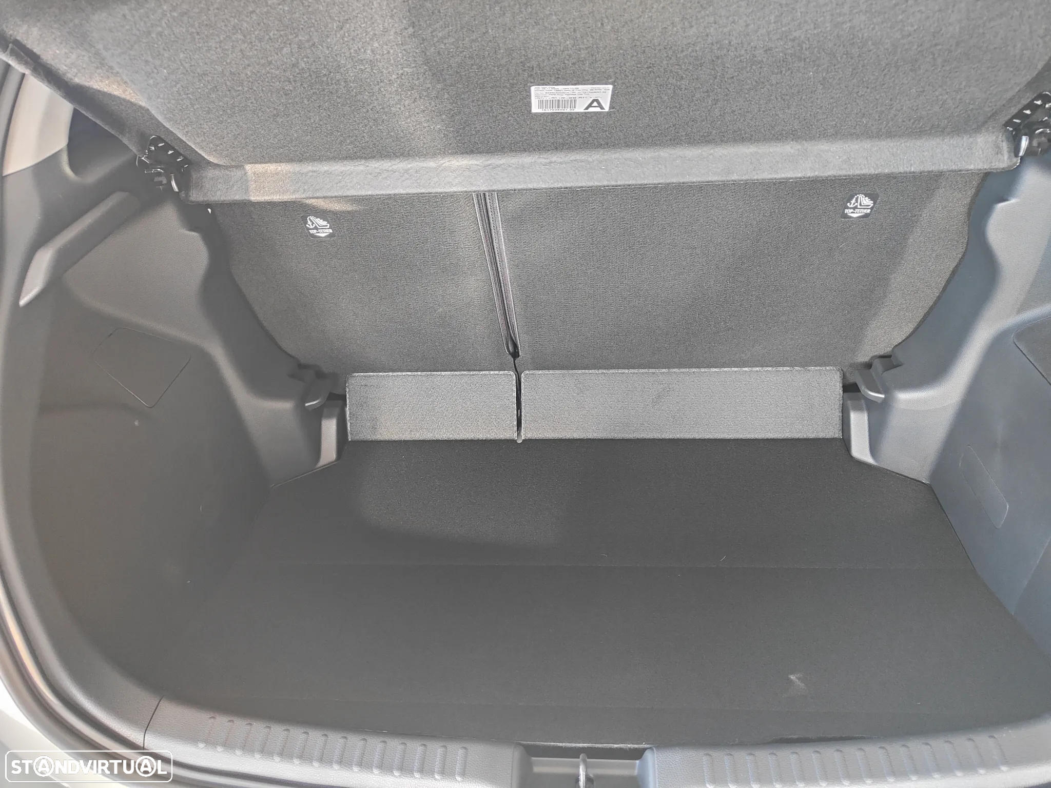 Mazda 2 1.5 L Hybrid VVT-i Centre-Line - 4
