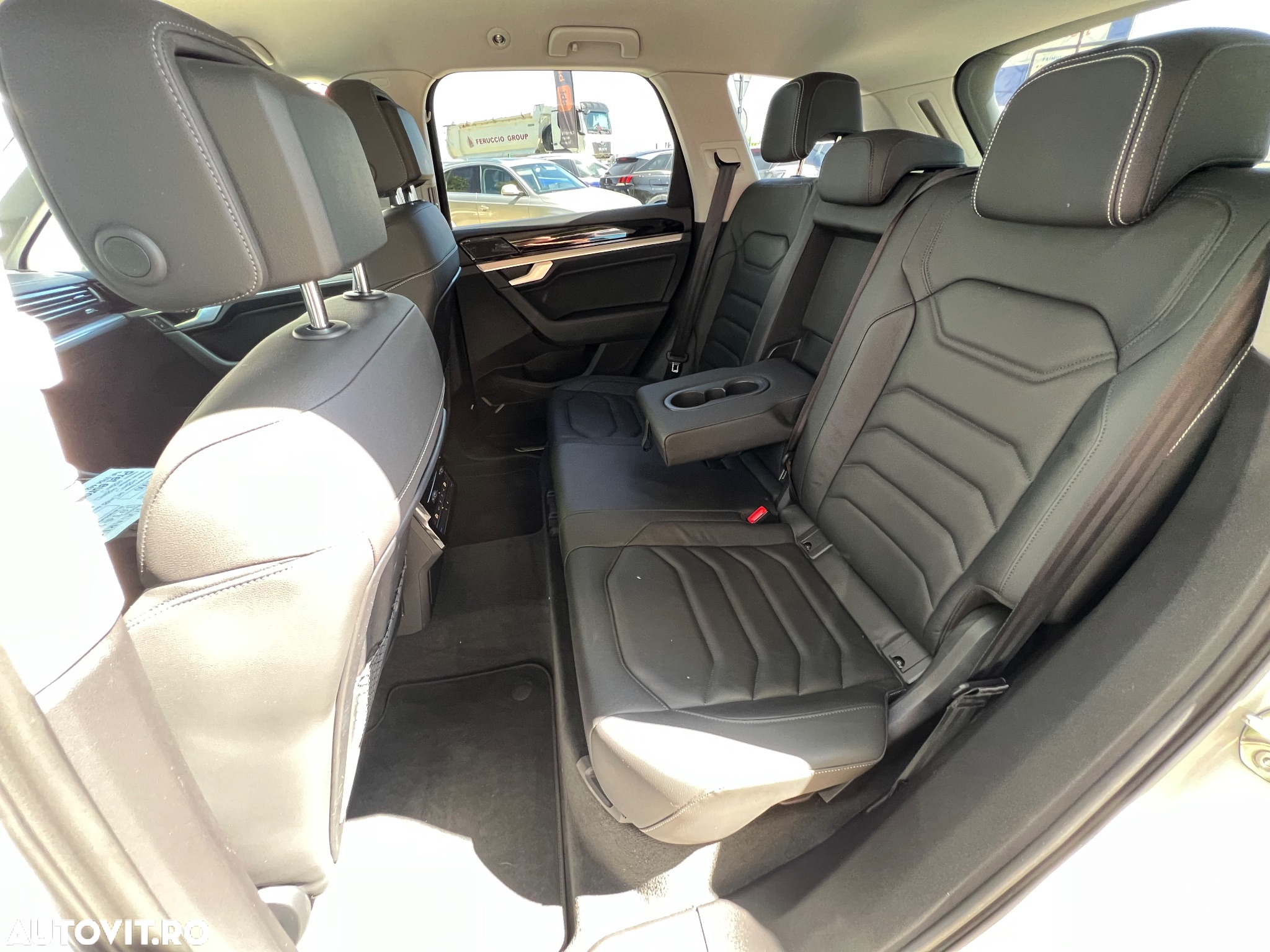 Volkswagen Touareg 3.0 V6 TDI 4Motion DPF Automatik Elegance - 14