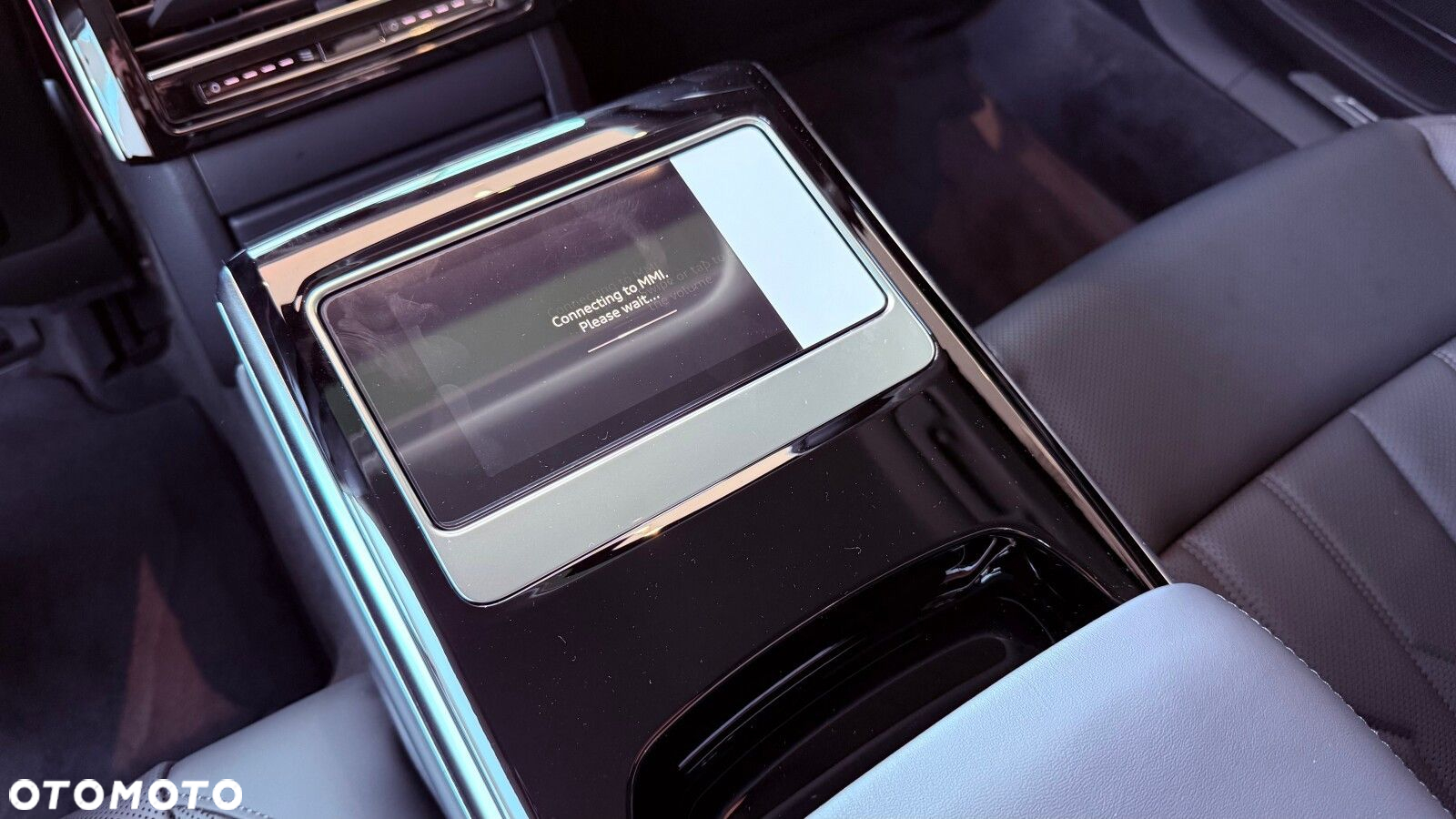 Audi A8 - 32