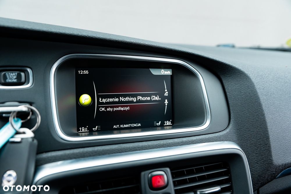 Volvo V40 D4 Geartronic RDesign - 33