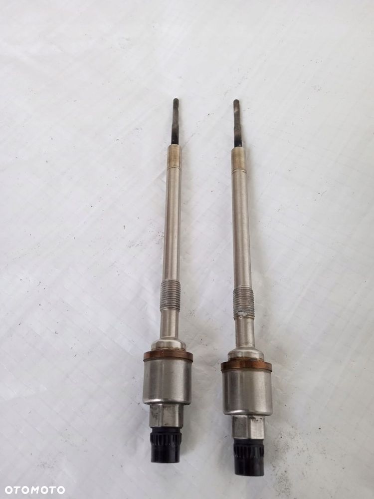 ŚWIECA ŻAROWA OPEL INSIGNIA A ZAFIRA C 2.0 CDTI 55590467 - 2