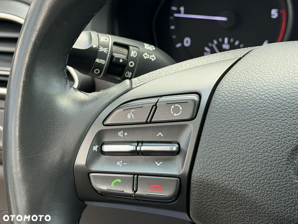 Hyundai i30 - 23