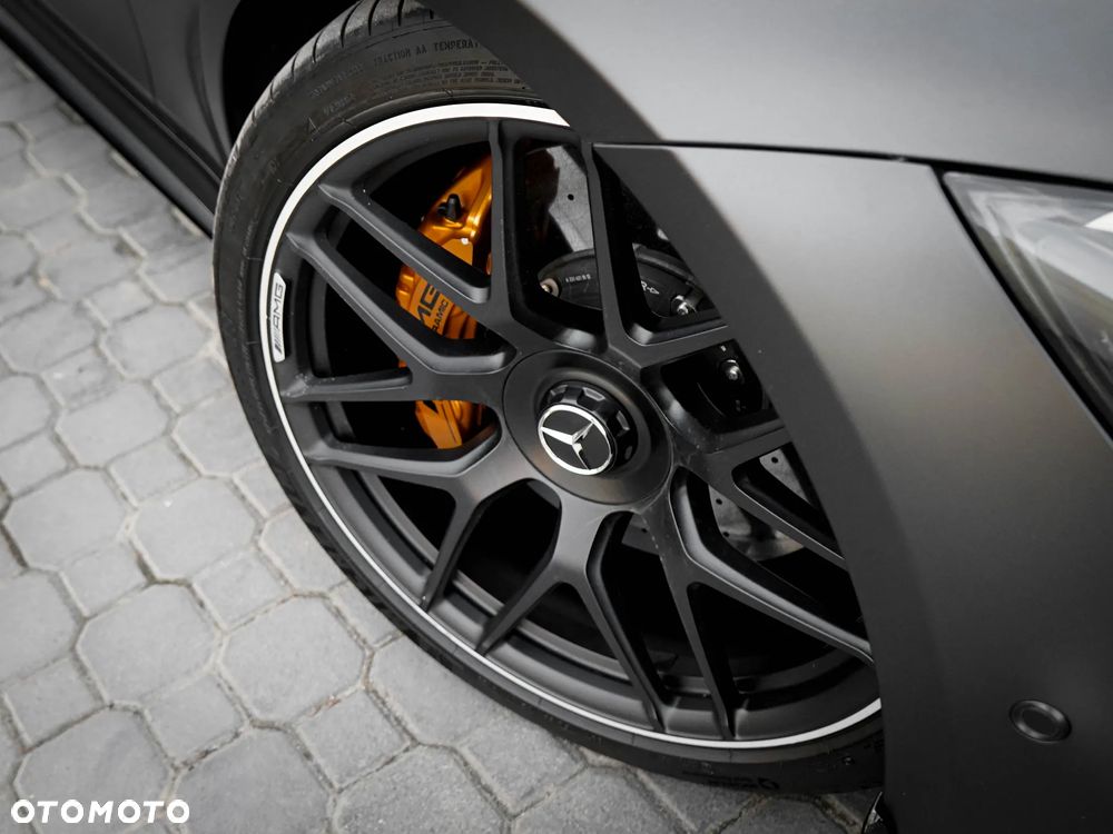 Mercedes-Benz AMG GT - 6