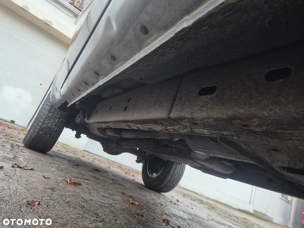 Ford Ranger XLT - 31
