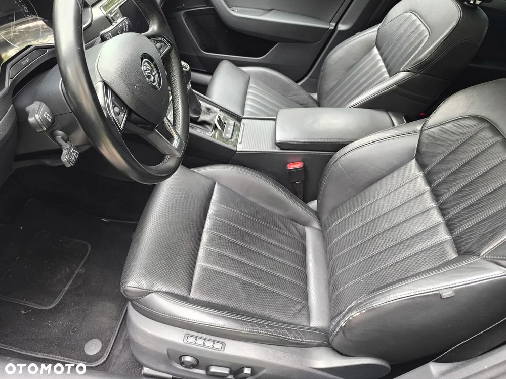 Skoda Superb 2.0 TDI Style - 16