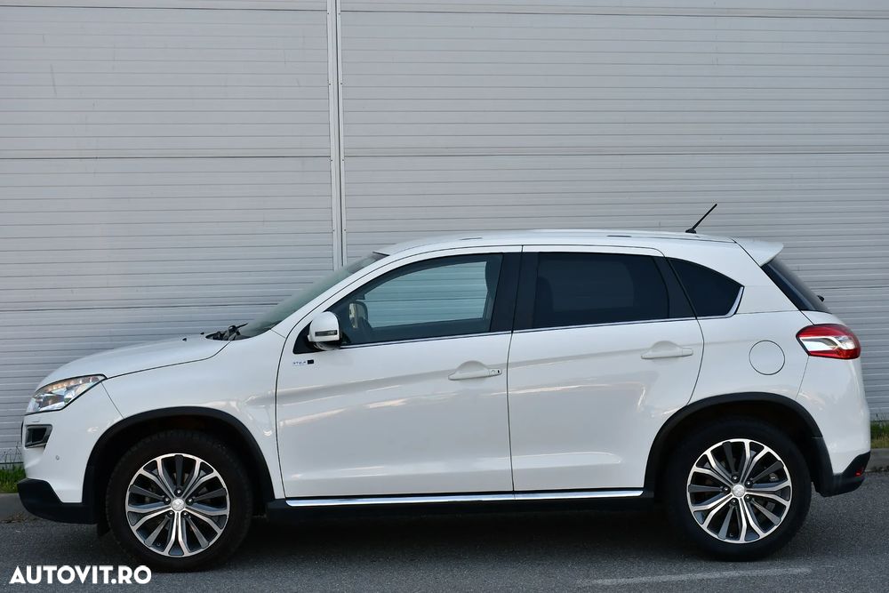 Peugeot 4008 - 11